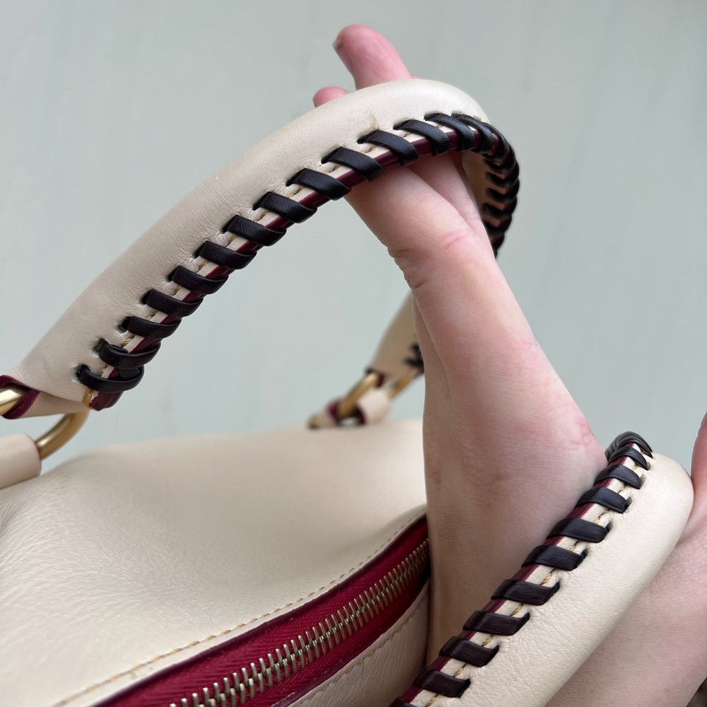 D & B Small Satchel Florentine Leather in the color BONE - Picture 6 of 8